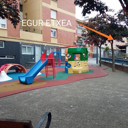 Eguretxea Apartment Laudio Bagian luar foto